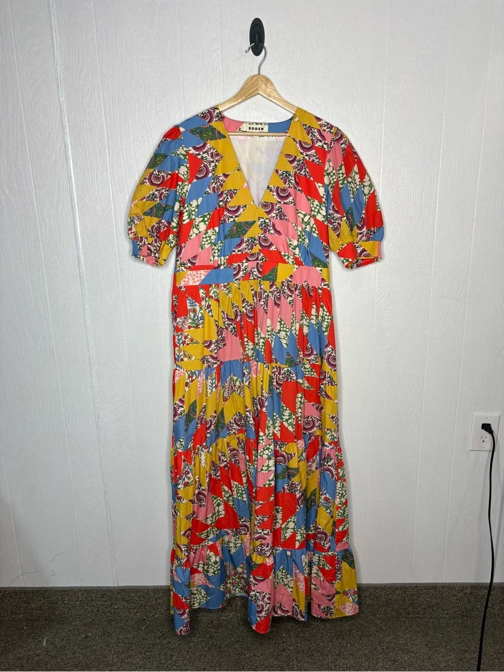 Boden Bella Puff Sleeve Geometric V Neck MIDI Dress Size US 14R - Picture 2 of 14